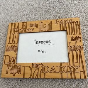 Picture Frame, Infocus, Dad theme